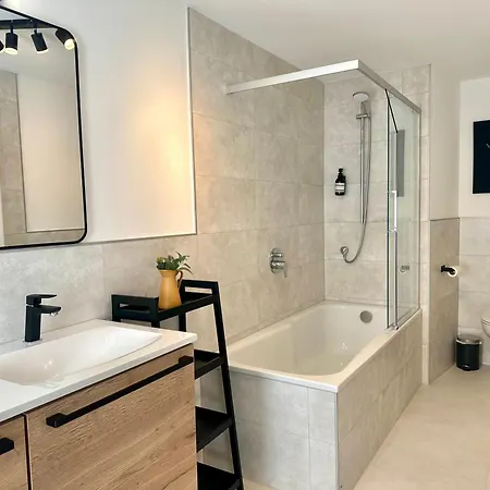 Apartment 103 M2 Geraeumiges Familienfreundliche Mit Infrarotsauna In